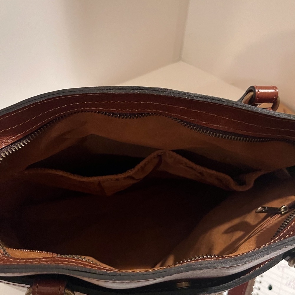 NWT Patricia Nash Leather European Map Collection Poppy Tote - Picture 12 of 15